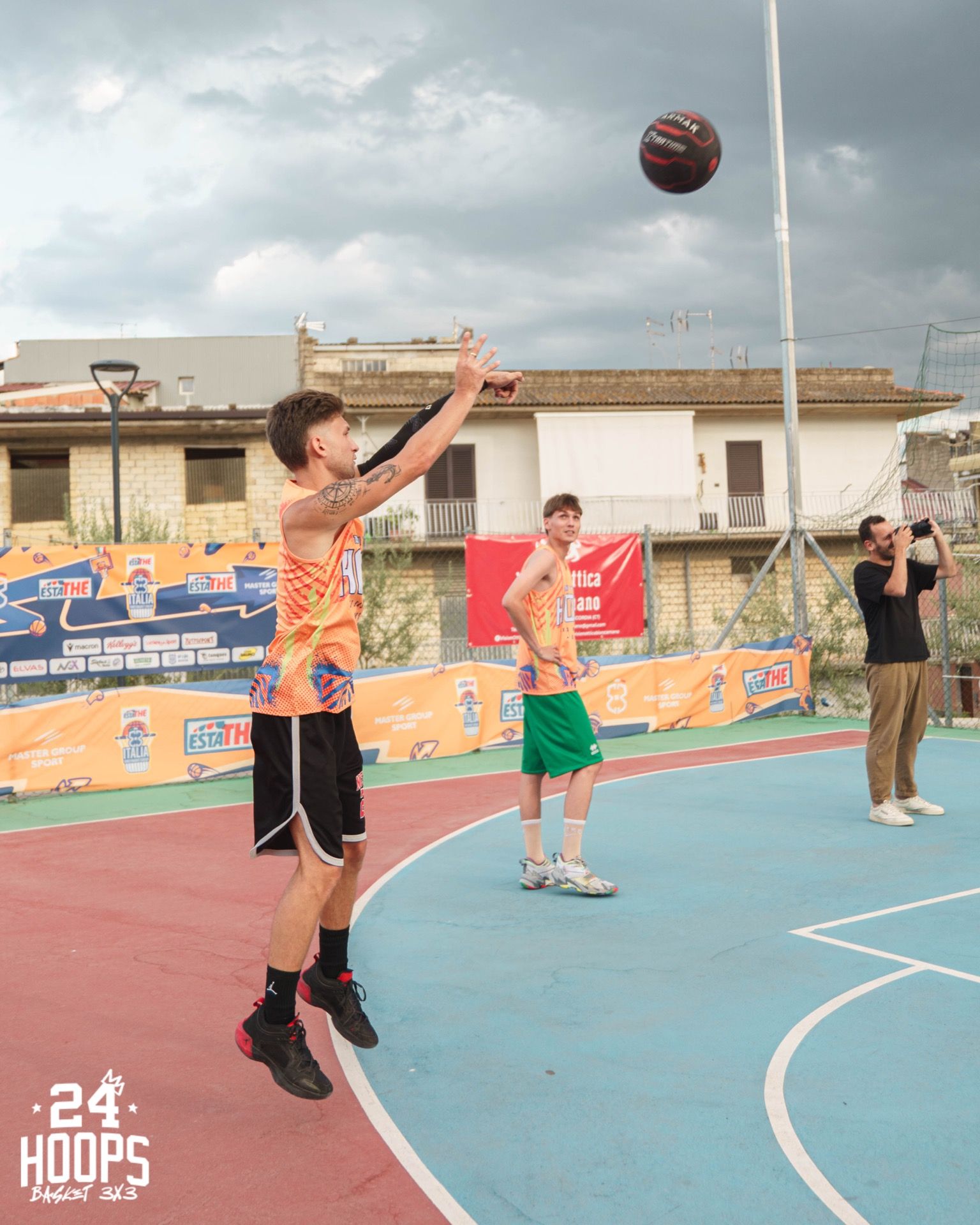 Foto 24 HOOPS