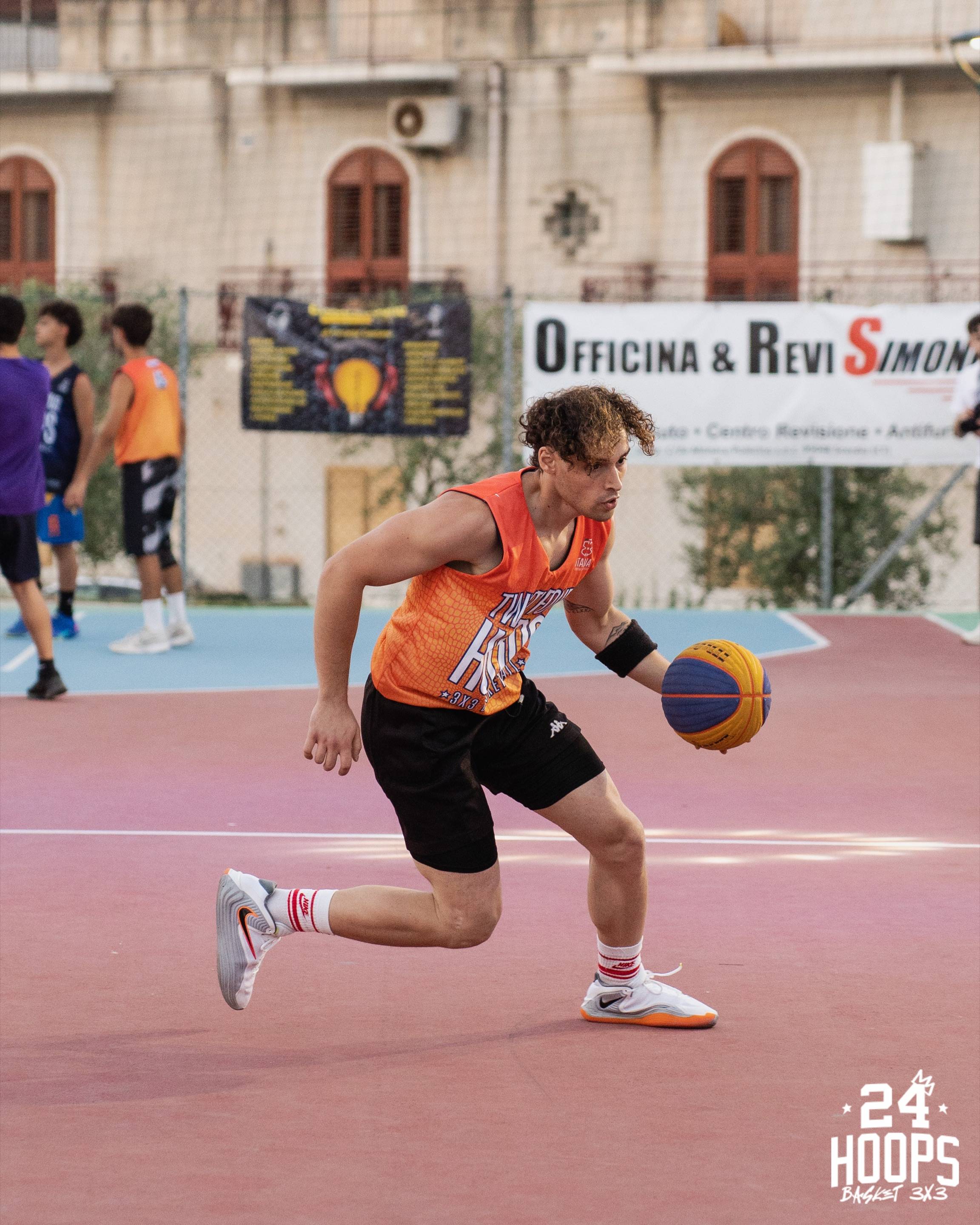 Foto 24 HOOPS